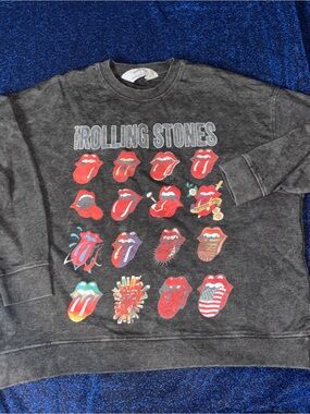 the Rolling Stones Kids Black Graphic Sweatshirt oversized